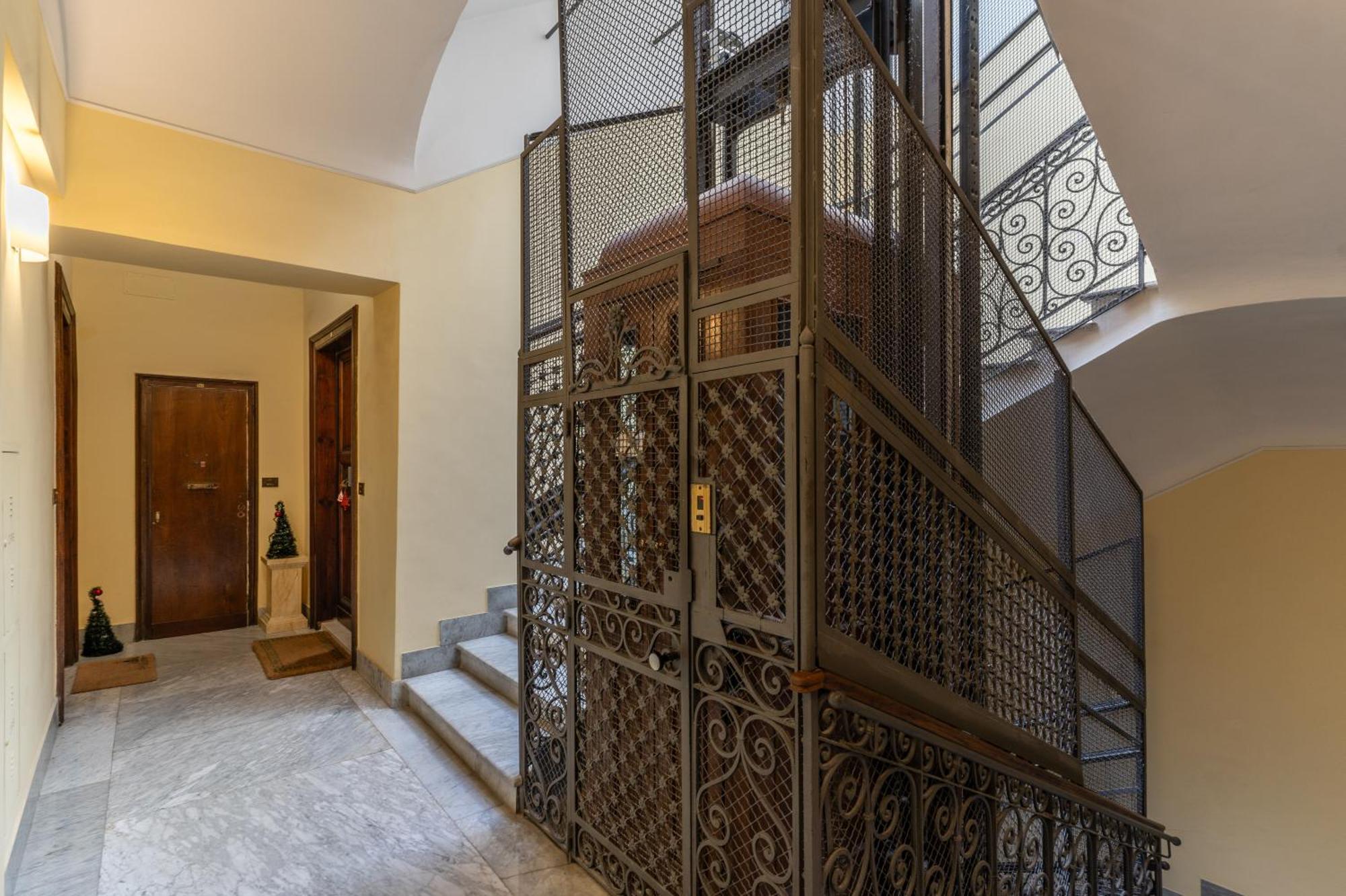 Guest House Cavour 278 Rzym Zewnętrze zdjęcie