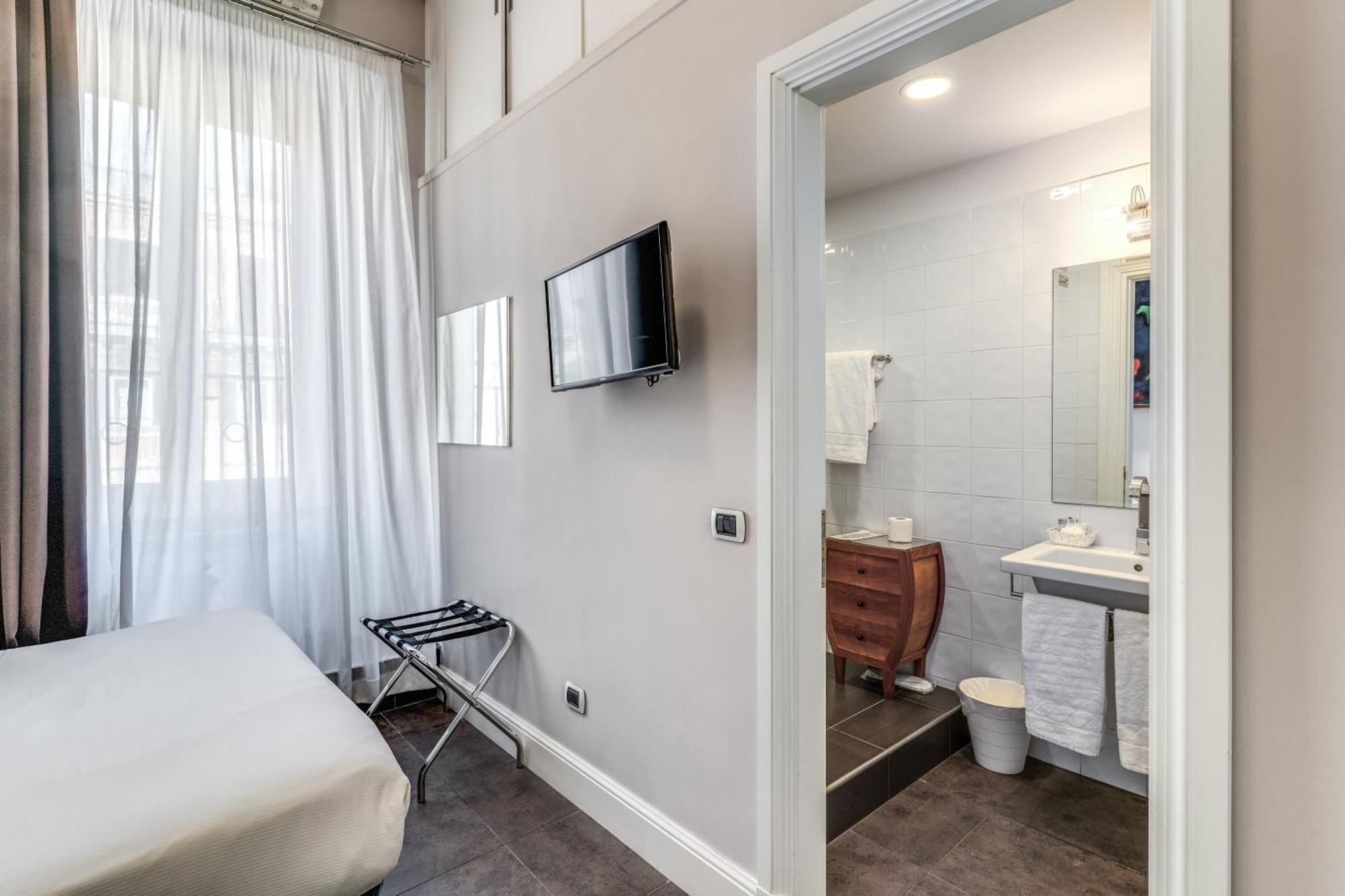 Guest House Cavour 278 Rzym Zewnętrze zdjęcie